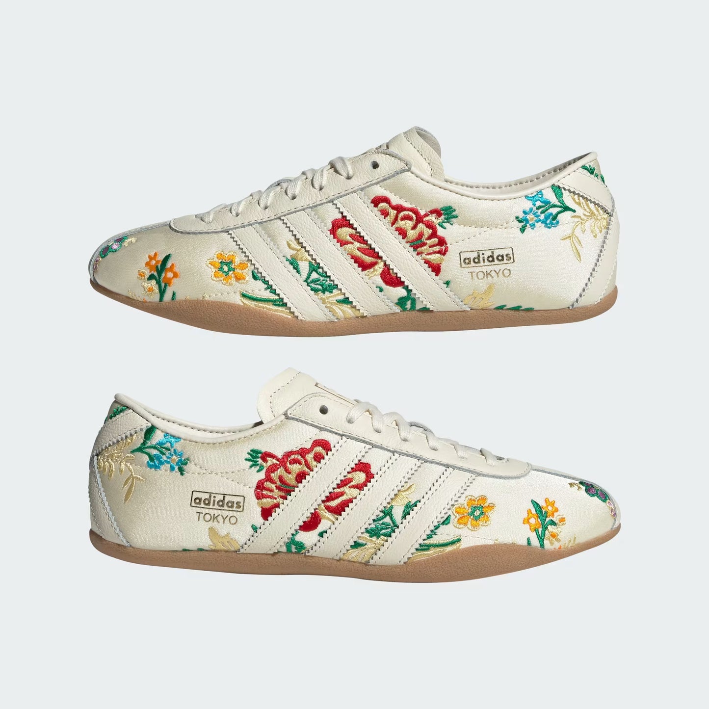 Bordado floral en blanco crema